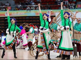 莱昂纳多传射李新翔破门 上海海港3-1河南队五轮不败