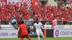 球员任意球助攻被评为赛季最佳配合