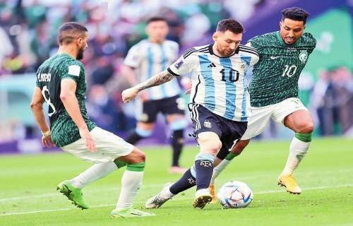 《星神链》未来都市方舟介绍 岛屿形状会随时间改变